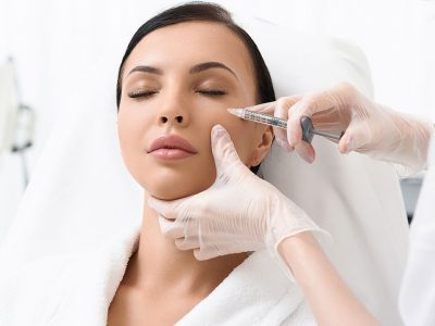 It is used in the treatment of light filling, eye bags and bruises.